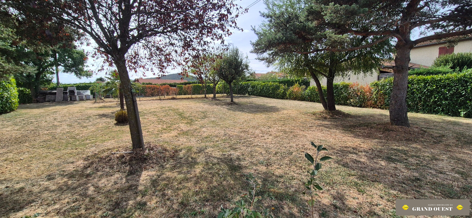 VENTE TERRAIN 1048 M² LENTILLY