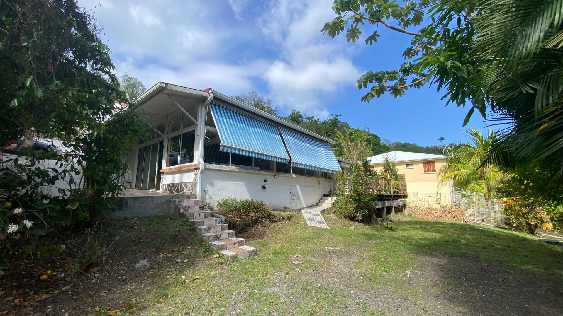 Photo Maison Rivière Pilote 6 pièce(s) image 1/6