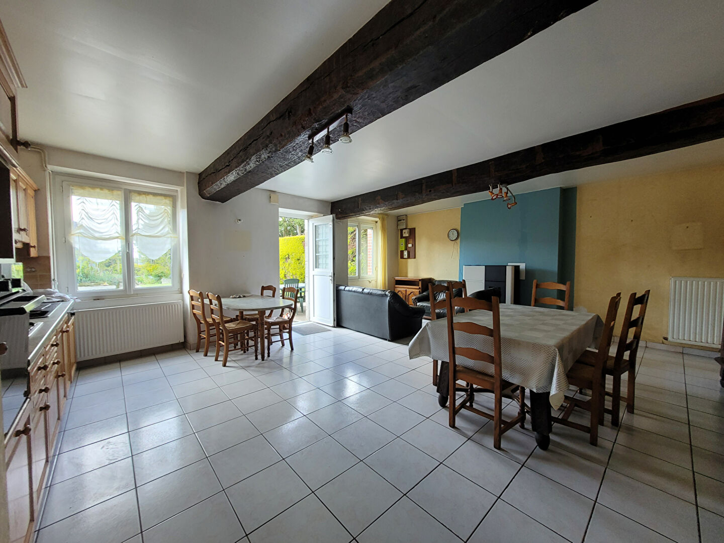 Photo VENDU BALAZE Joli corps de ferme à Rénover +5680 Terrain image 3/6