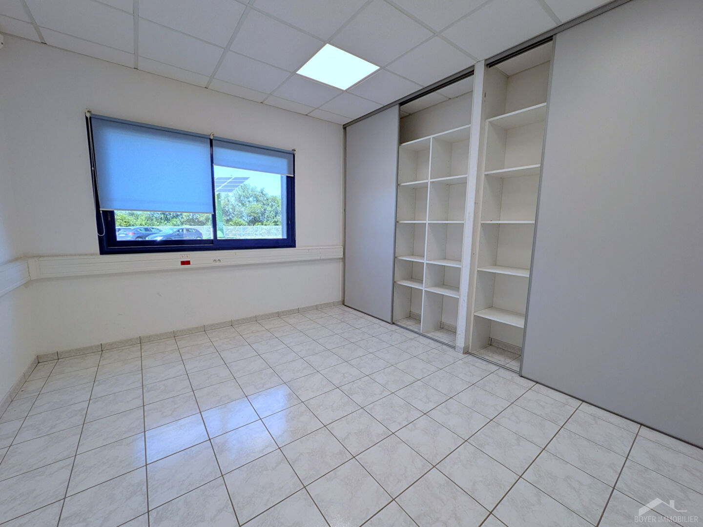 Photo VITRE Zone La Grande Haie Bureaux de 336 m², avec possibilité de diviser image 3/6