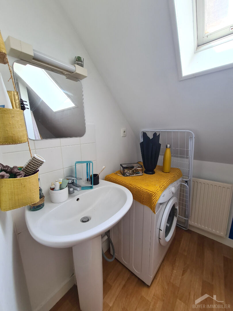 Photo VITRÉ - Appartement T2 de 34m² image 5/6