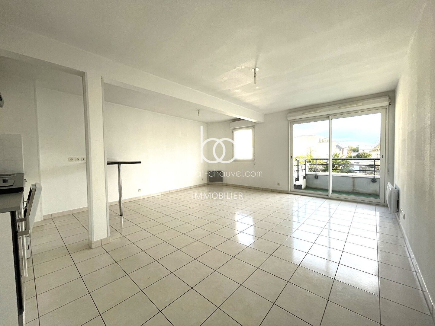 SÉNÉ - APPARTEMENT T3 AVEC BALCON ET PARKING COUVERT - PROXIMITÉ VANNES