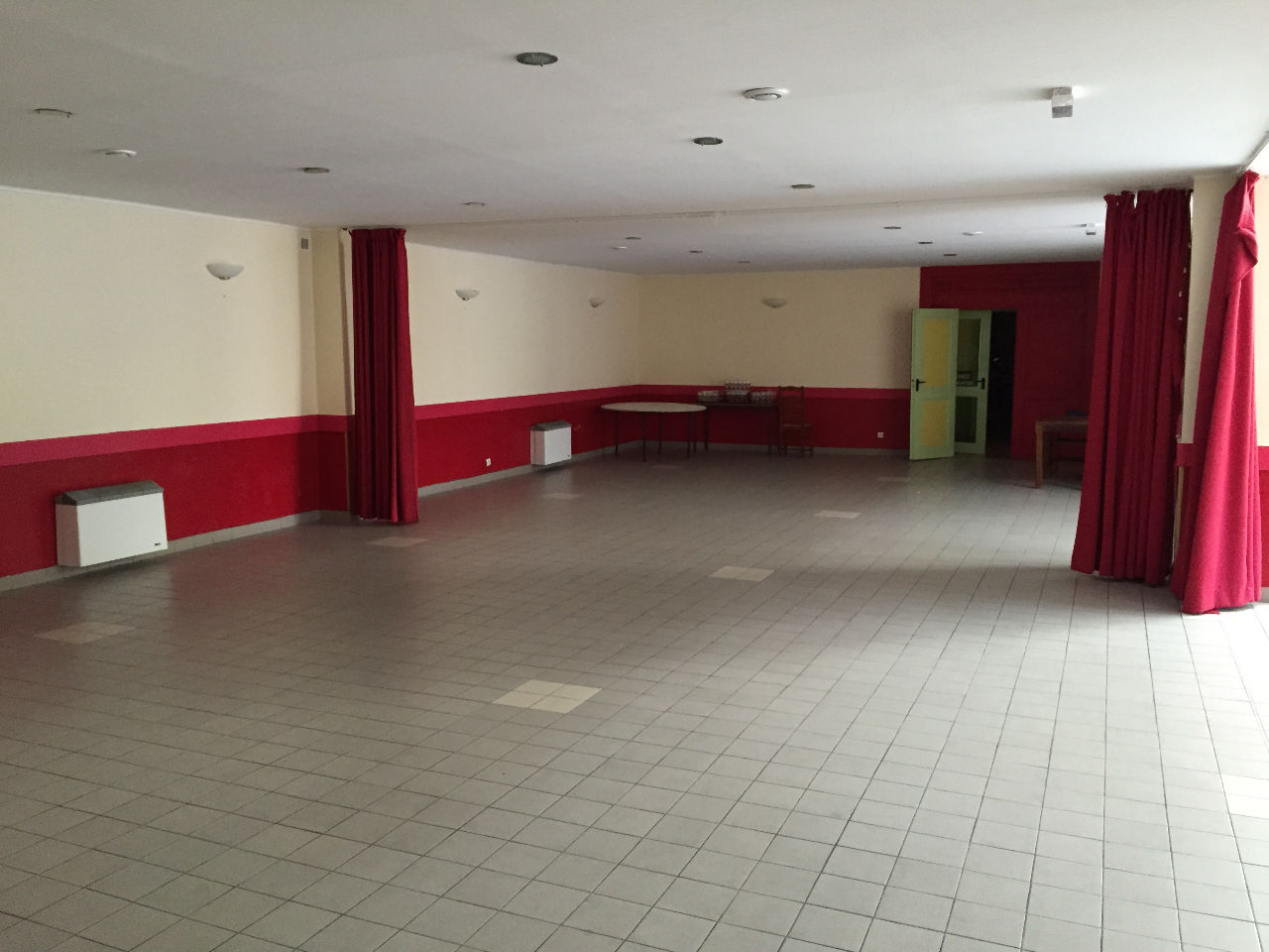 CARVIN 600M2 DE SURFACE sur 1089m2 de terrain