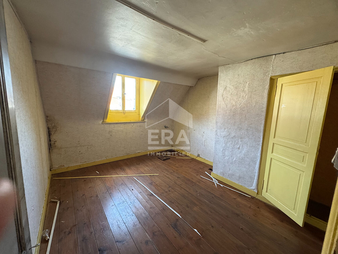 Photo Maison Carvin 7 pièce(s) 170 m2 image 4/6