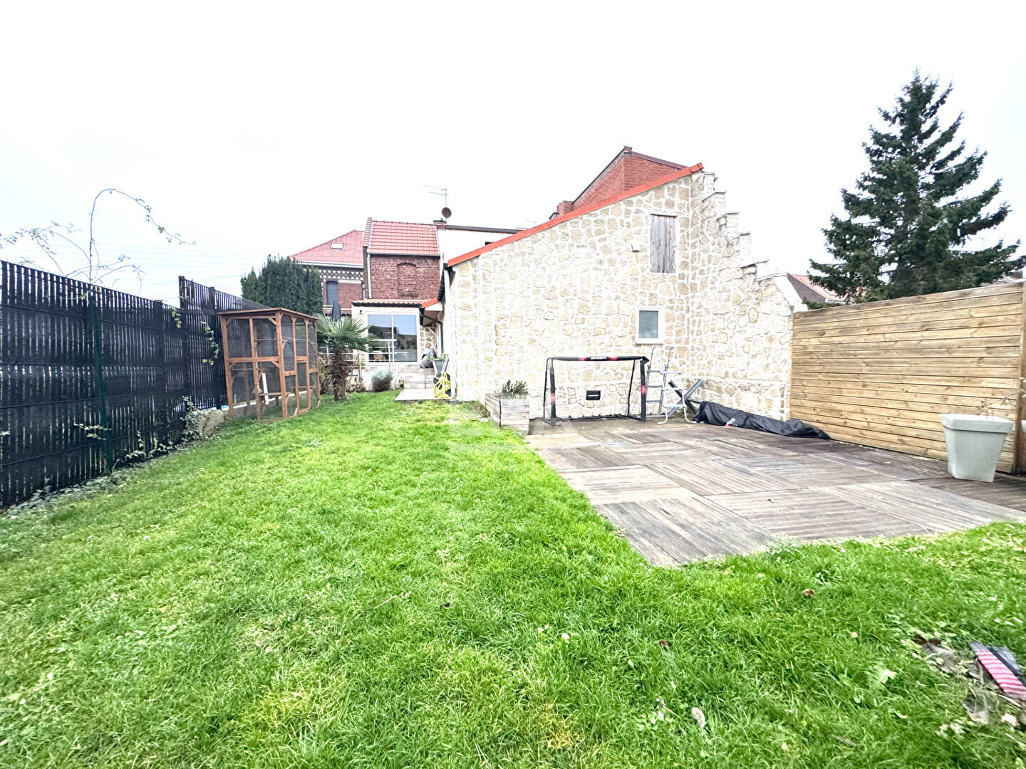 PONT A VENDIN MAGNIFIQUE MAISON AVEC GARAGE ET JARDIN INTEGRALEMENT RENOVEE