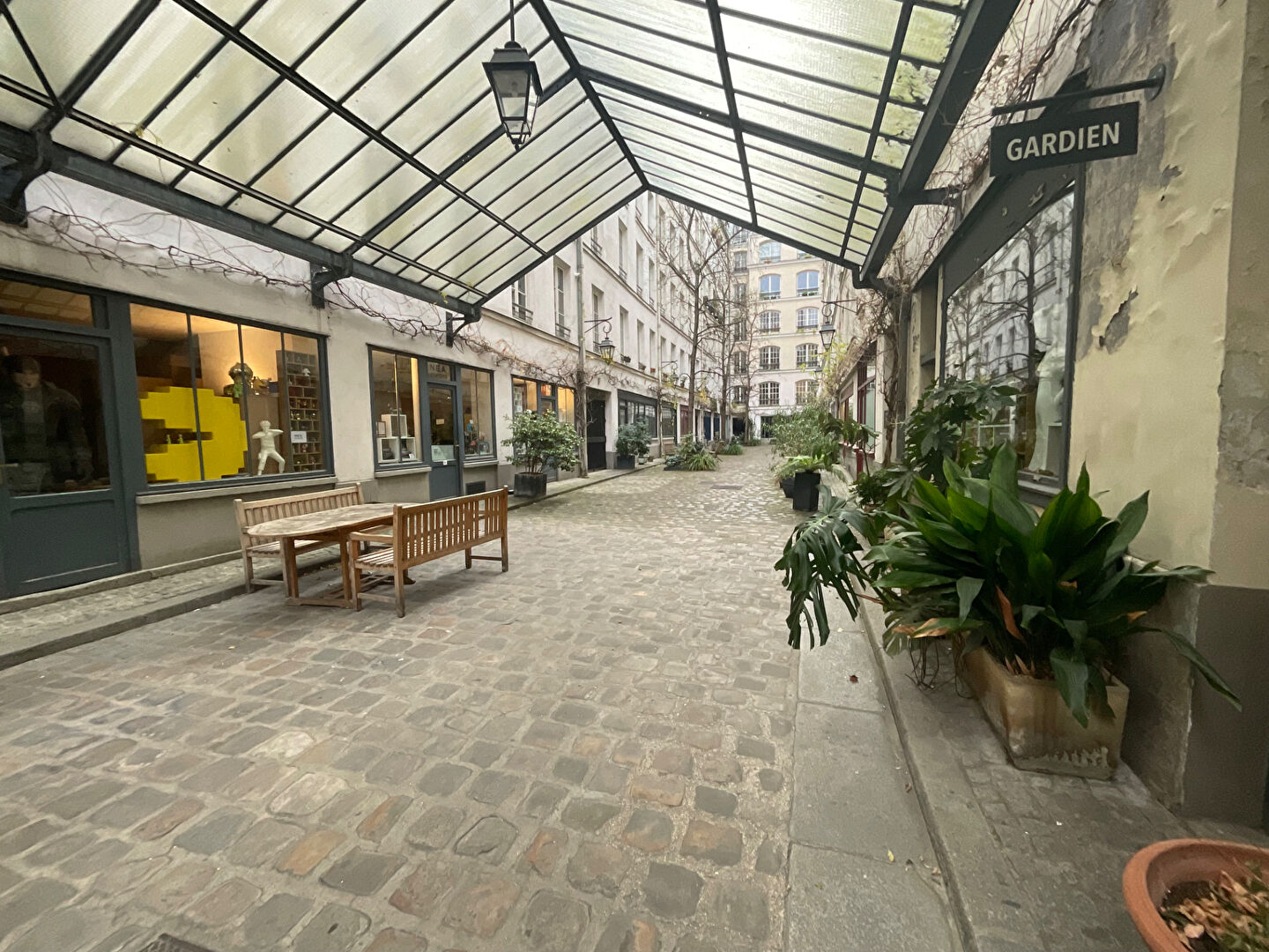 Agence immobilière de ERA Paris 11 - Charonne Immobilier - ERA CHARONNE IMMOBILIER