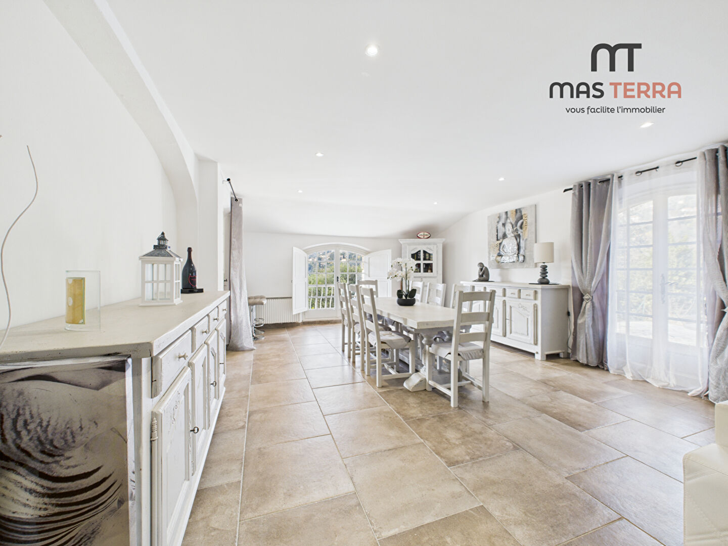 Photo Maison Magagnosc 7 pièces de171.30 m2 avec 1893 m² de terrain image 4/6