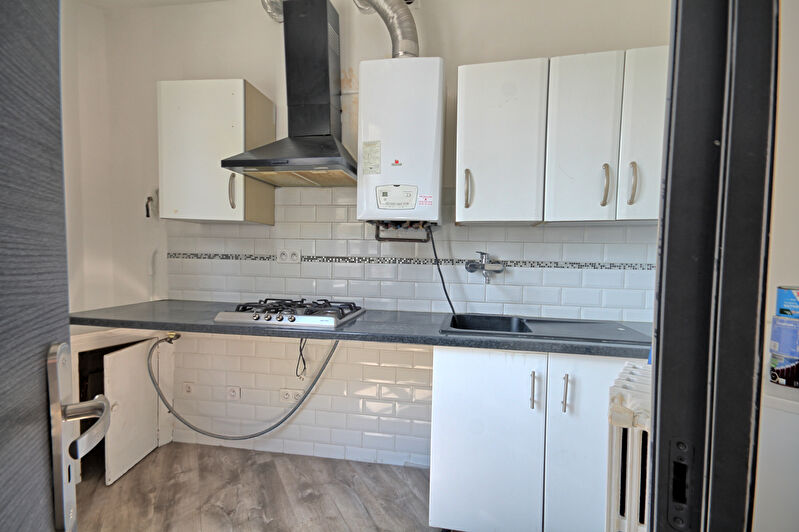 Photo Maison Grasse 3 pièce(s) 46.25 m2 sur 2 niveaux plus grenier de 20.63m² image 3/6