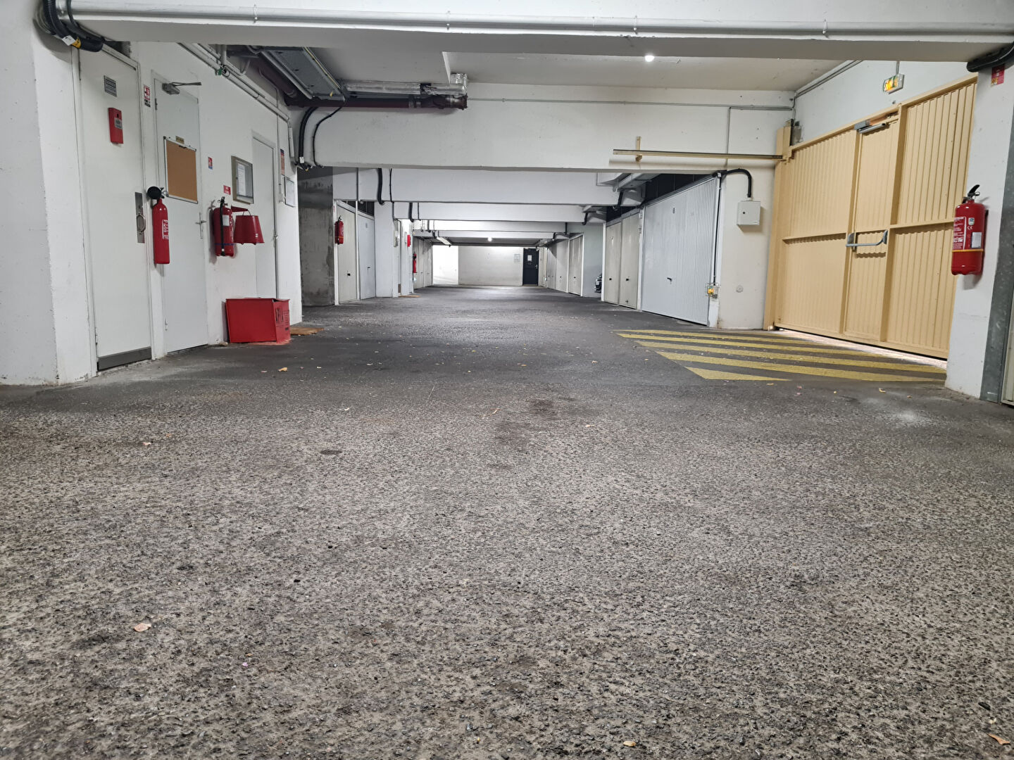 Photo Parking / box Grasse image 4/6