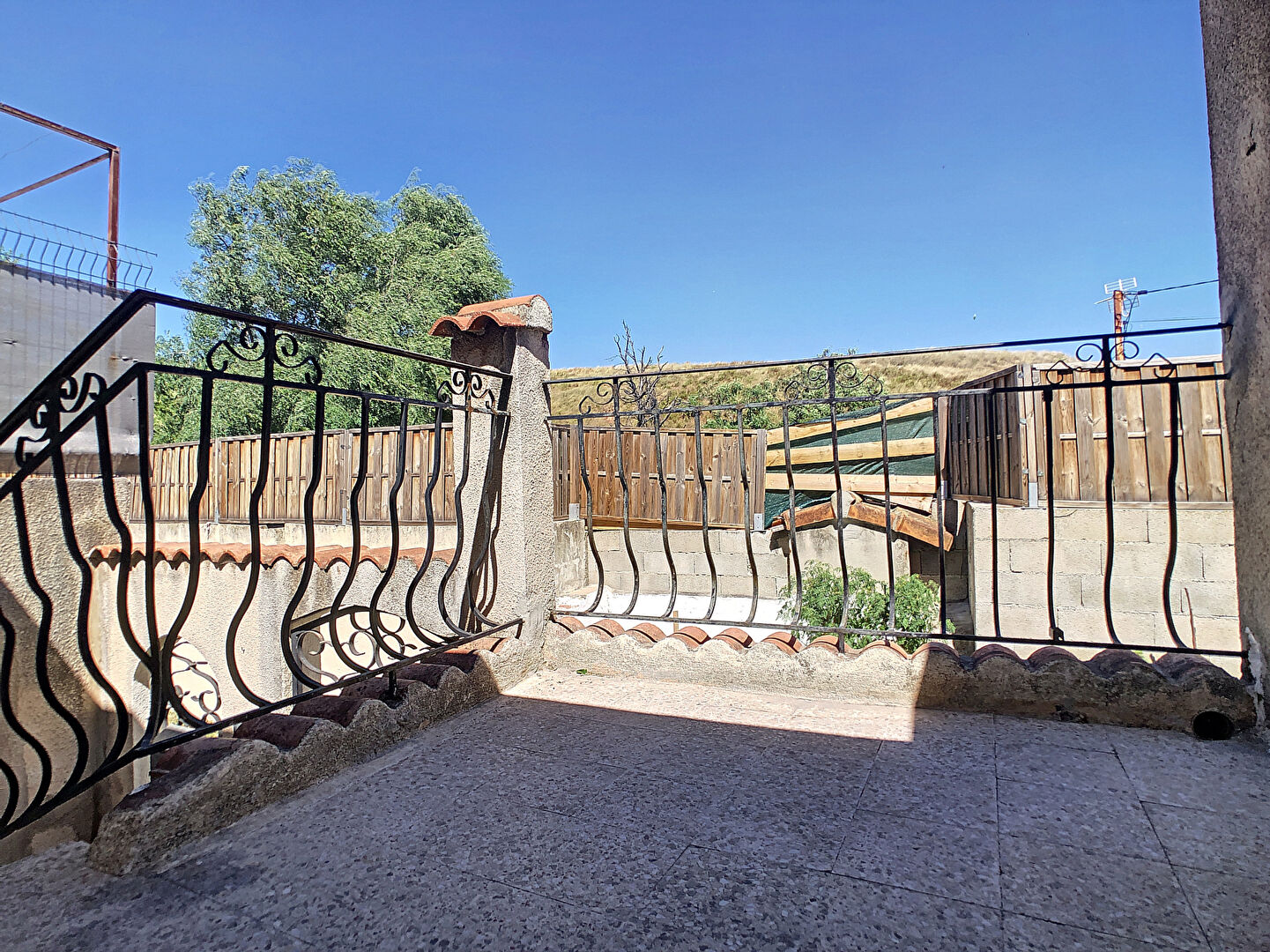 a-vendre-marseille-13015-st-louis-maison-t2-t3-balcon-cave-parfaite