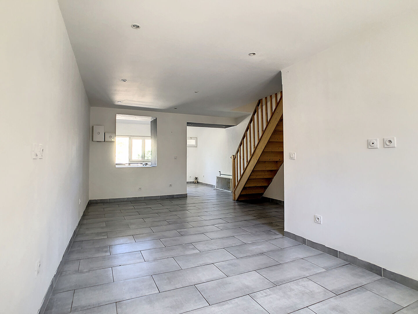A VENDRE MARSEILLE 13015 ST LOUIS MAISON T2 T3 BALCON CAVE PARFAITE ETAT Marseille 15 13015