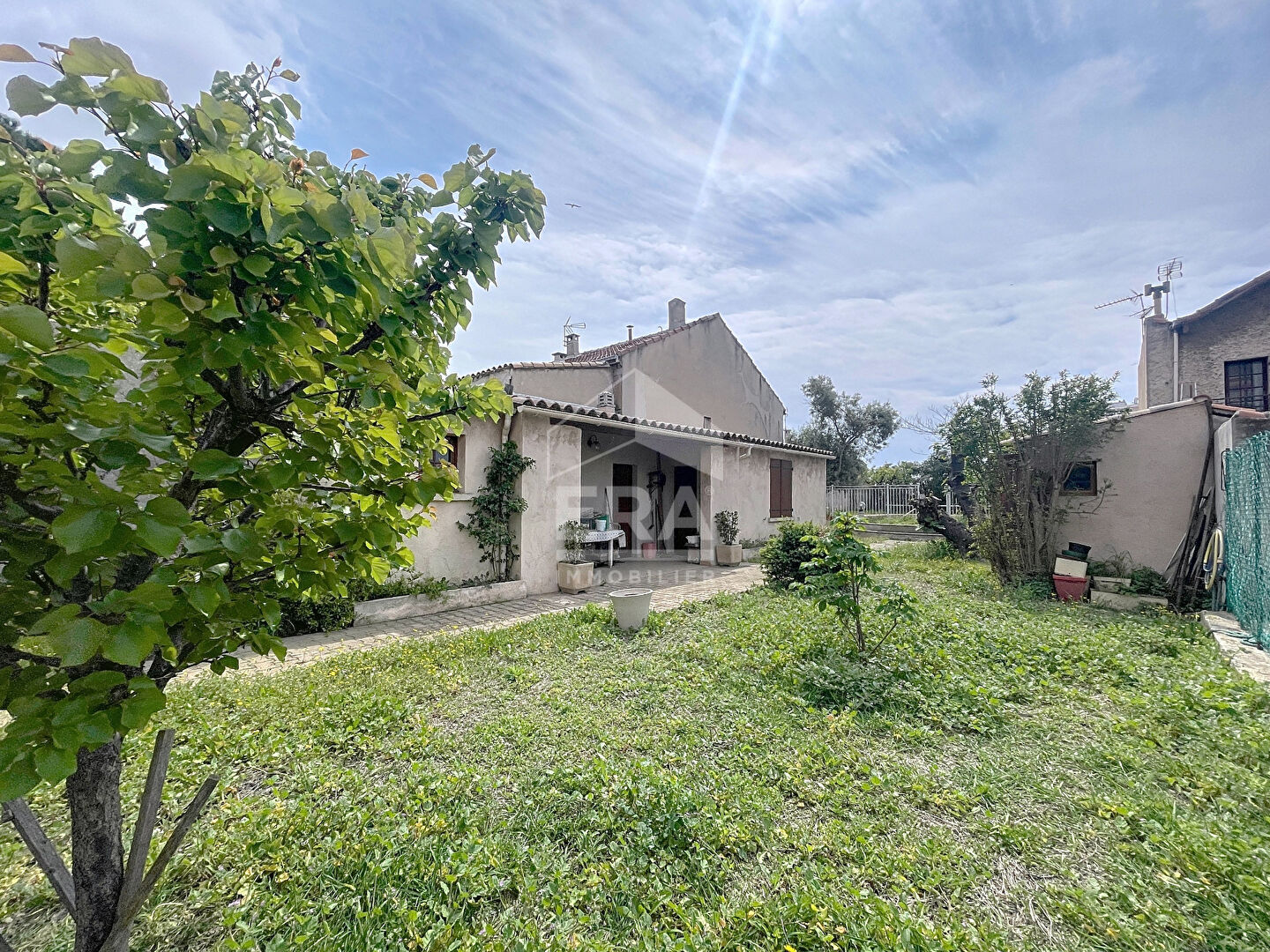 Photo A VENDRE MARSEILLE 13014 BON SECOURS MAISON T5 TERRAIN GARAGE PISCINE DEPENDANCE STUDIO image 1/6