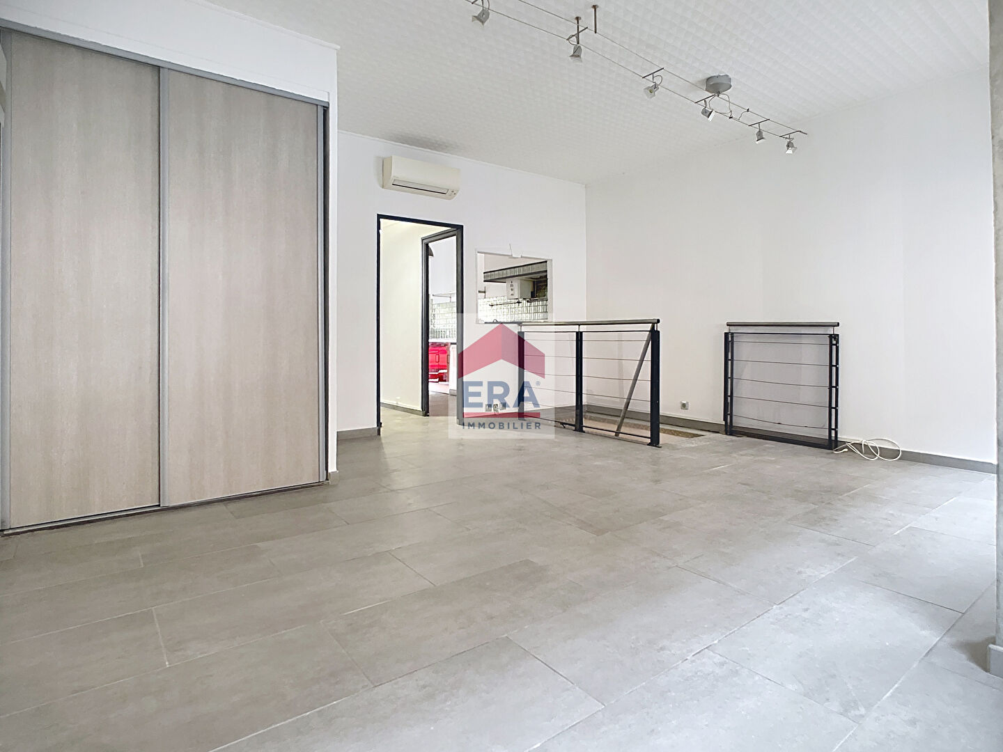 Photo A vendre appartement type 2 Marseille 13014 St Gabriel Bon Secours parking et cave image 3/6
