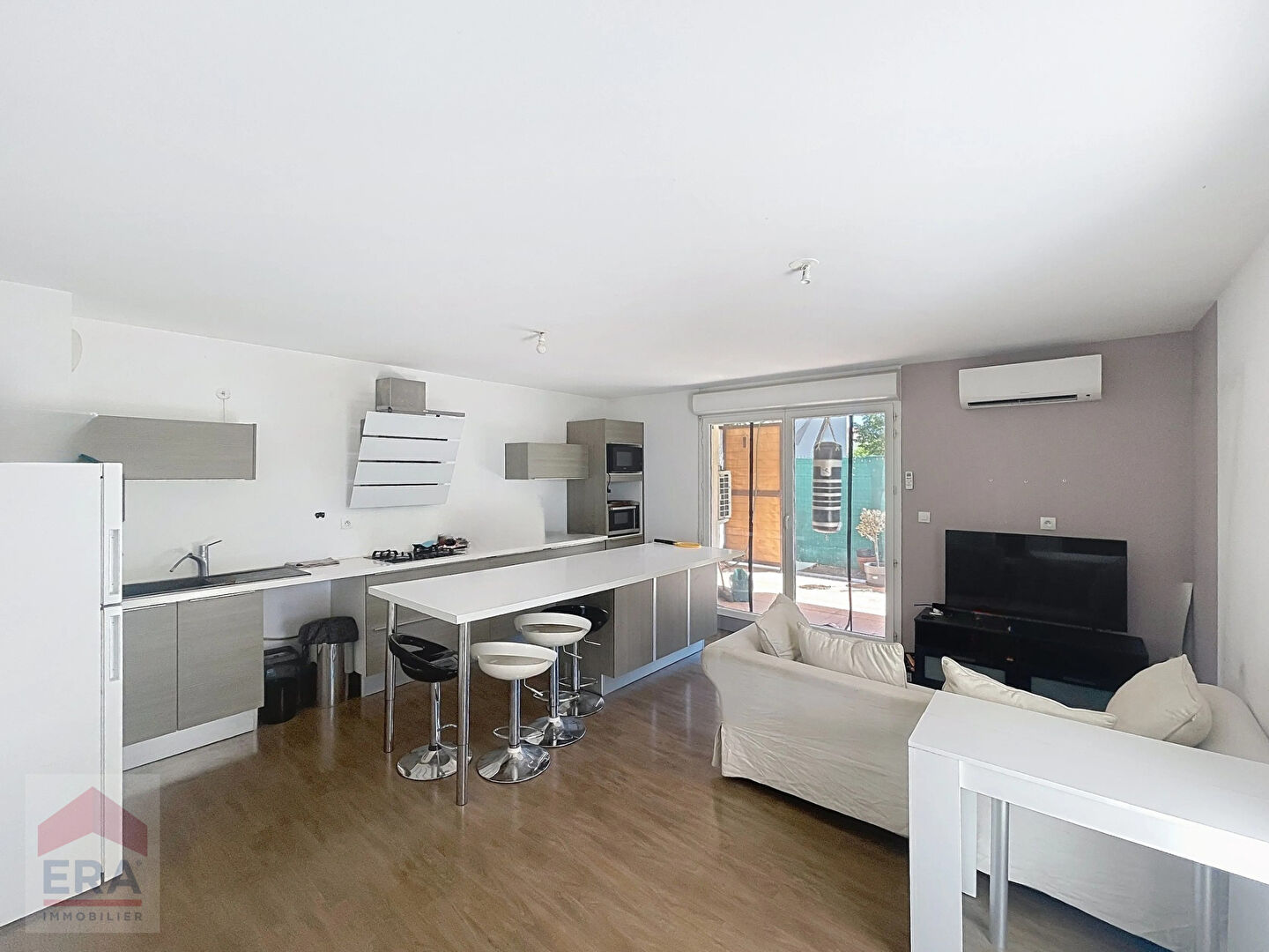 Photo A VENDRE MARSEILLE 13014 HAUTEUR DE ST MARTHE RESIDENCE RECENTE APPARTEMENT T3 JARDIN TERRASSE GARAGE PARKING image 6/6