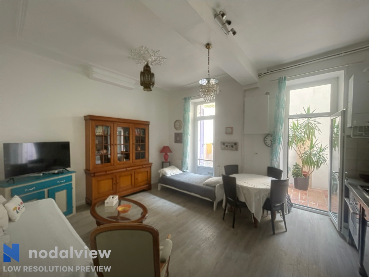 Photo A VENDRE MARSEILLE 13003 ST LAZARE ST CHARLES APPARTEMENT T2 COURS TERRASSE CAVE image 3/6