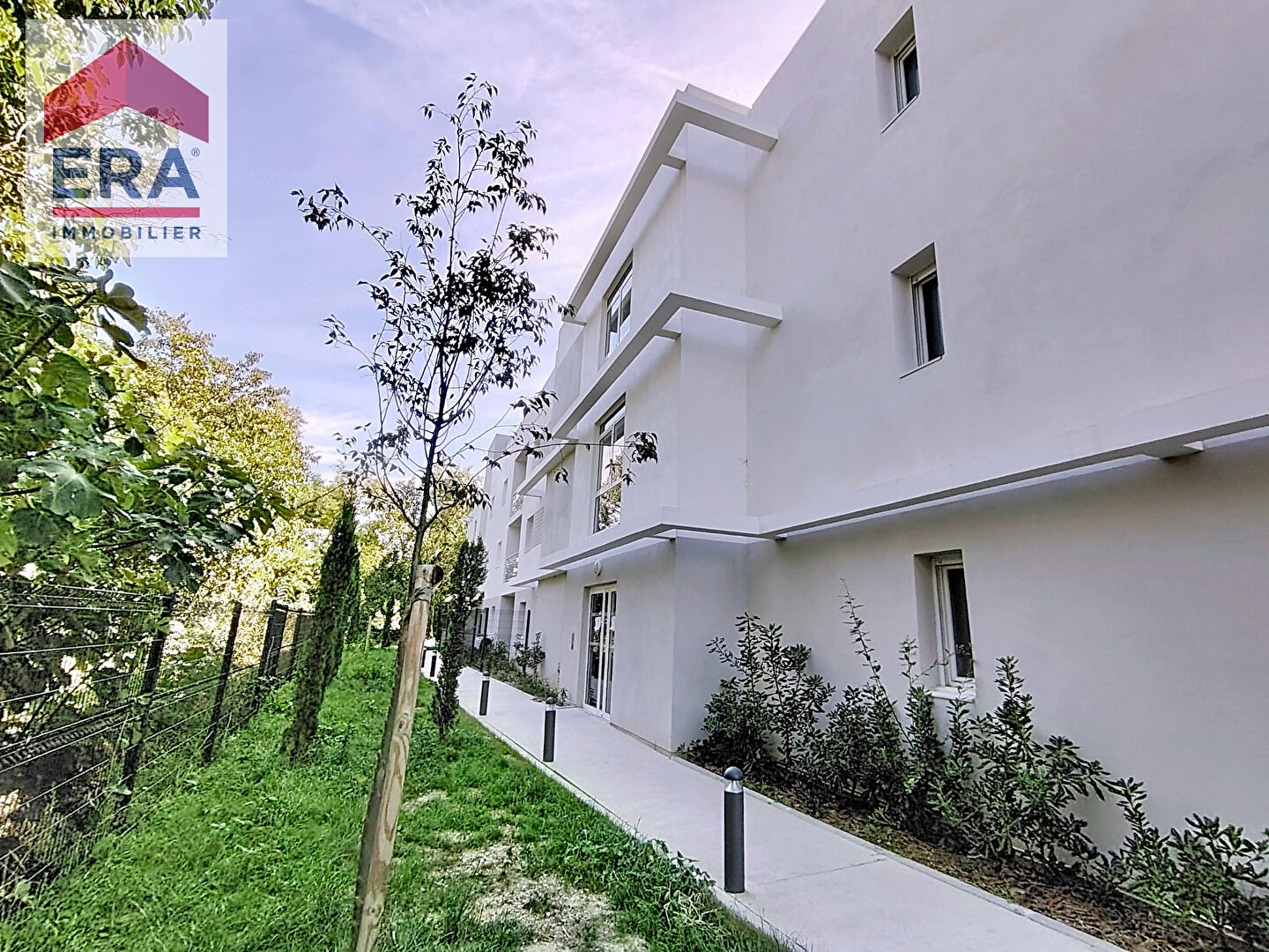 Photo A VENDRE  MARSEILLE 13013 ST JEROME APPARTEMENT TYPE4 AVEC ,BALCON,PLACES DE PARKING. image 2/6