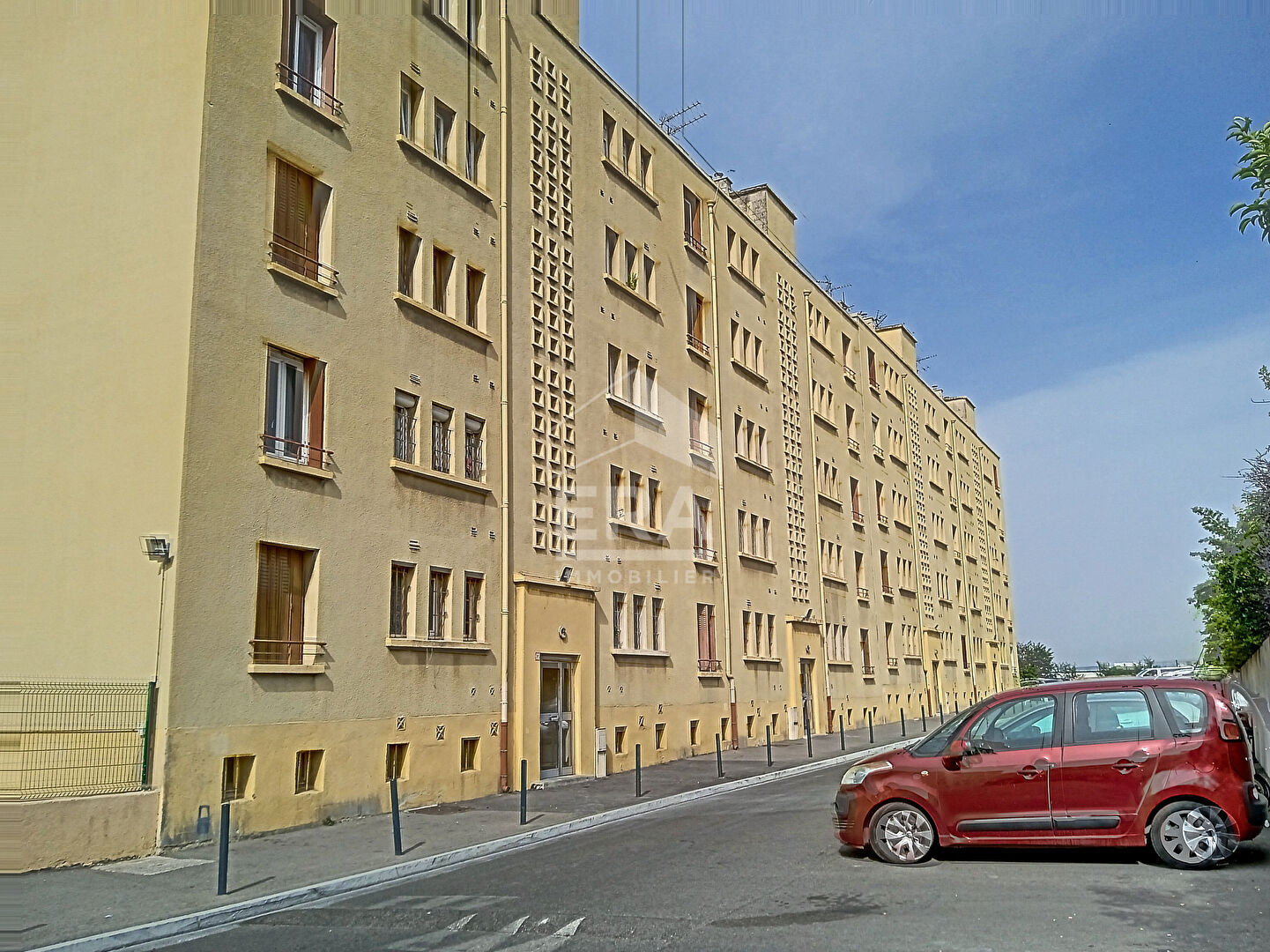 A VENDRE MARSEILLE 13014 BON SECOURS T3 APPARTEMENT BALCON INVESTISSEURS