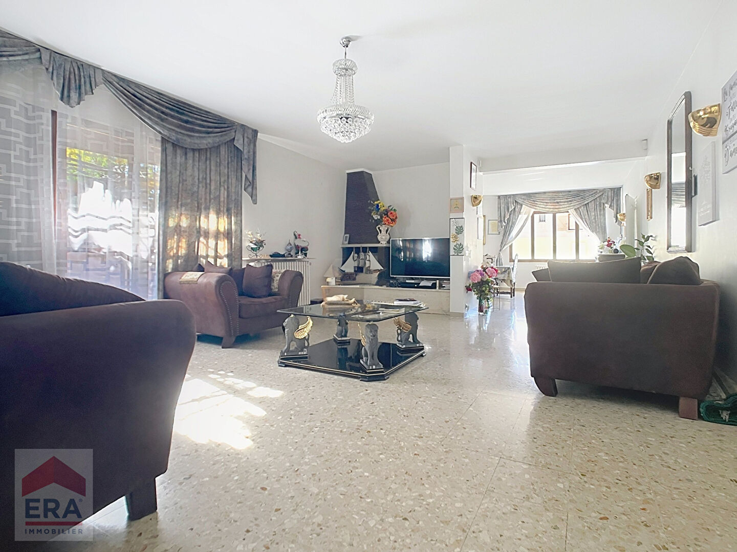 Photo A vendre Maison 7 pièces Marseille 13014 Le Merlan garage terrasse piscine parkings image 2/6