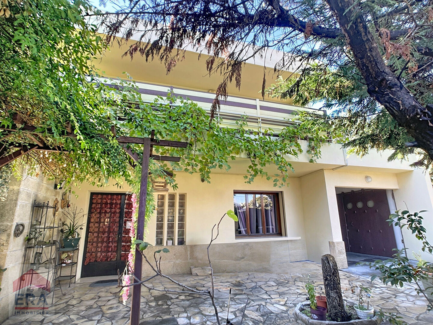 Photo A vendre Maison 7 pièces Marseille 13014 Le Merlan garage terrasse piscine parkings image 3/6