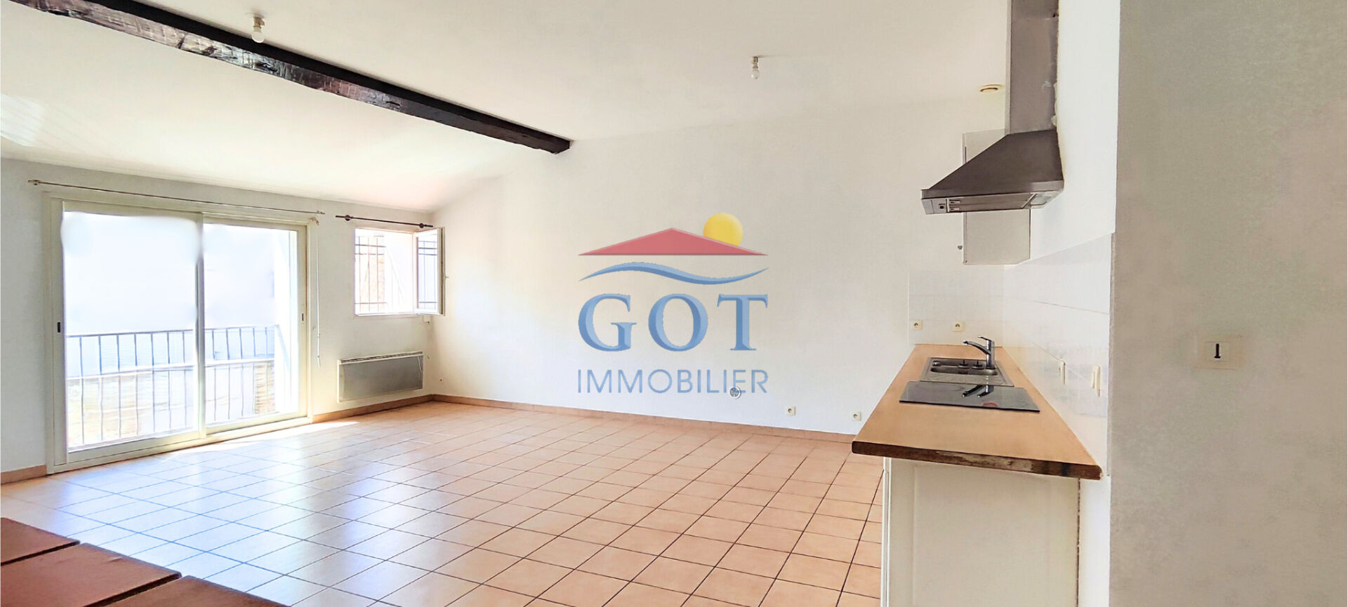 Exclusivité Immeuble de Rapport CLAIRA-94 m², 2 lots et garage