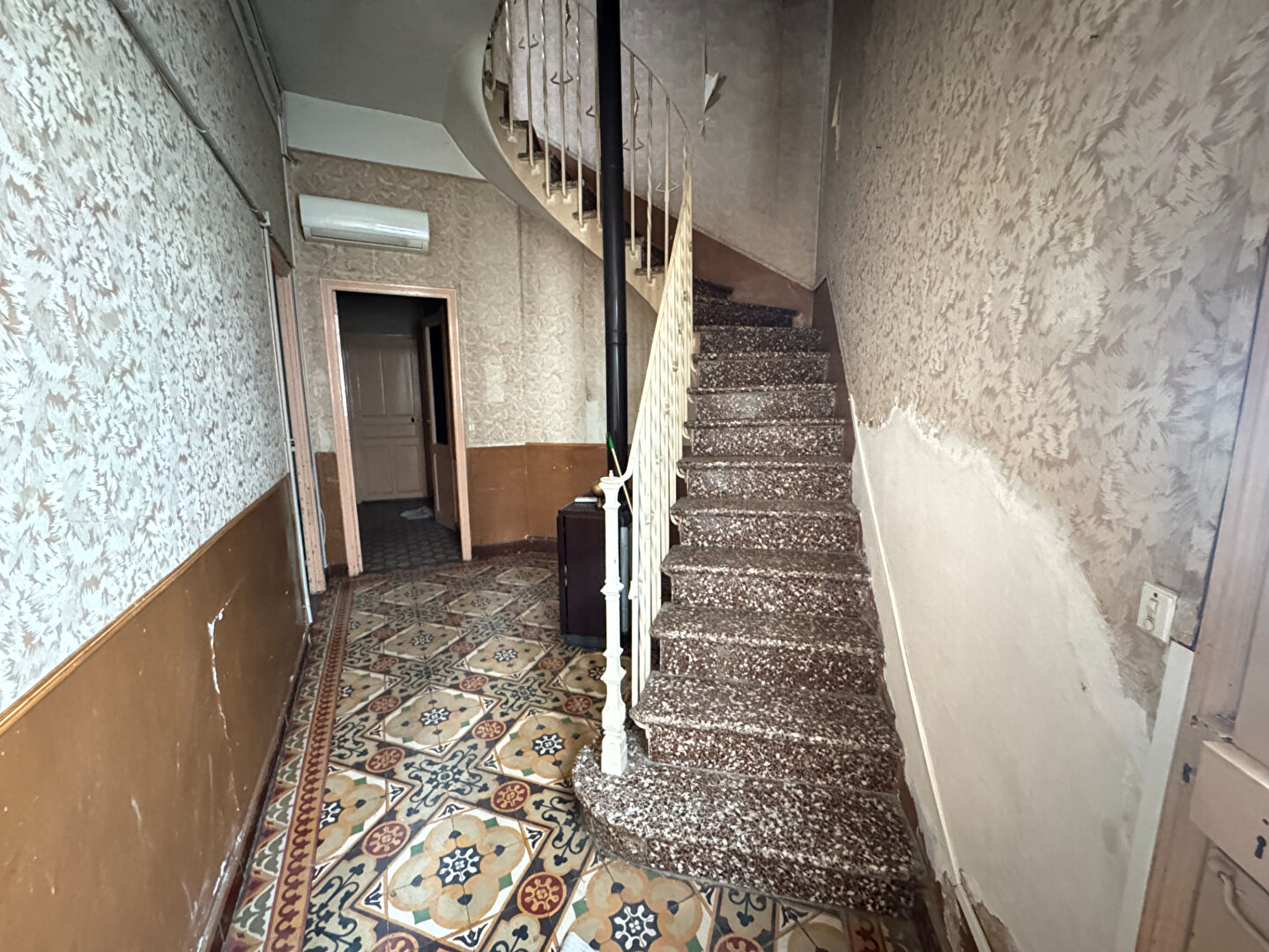 Photo Maison  7 pièce(s)  avec garage  sur Villelongue de la Salanque image 2/6