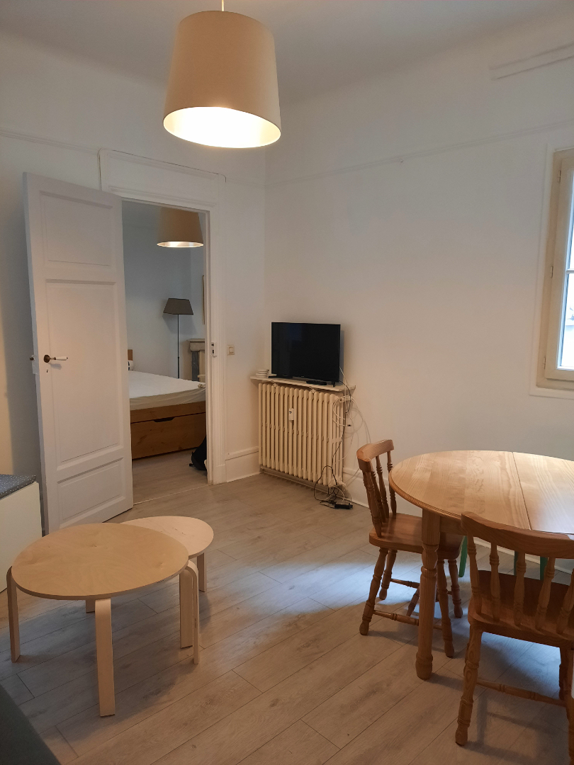 Photo M° Motte P. Grenelle/ E.Zola - 2P Meublées de 34.24 m2 image 6/6