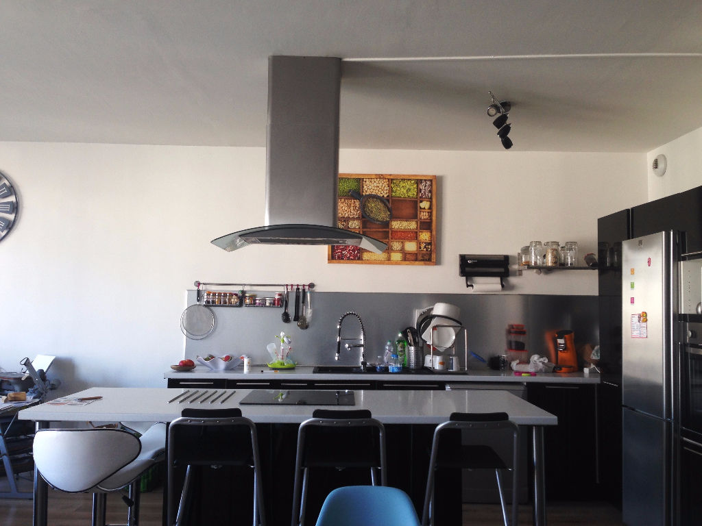 Photo Appartement  3 pièce(s) 85 m2 image 3/3