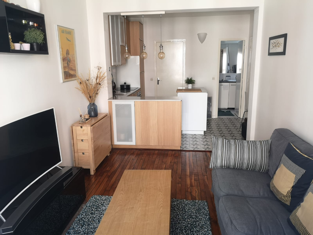Vente Appartement de 2 pièces 42 m² - PARIS 75018 | IMMOPOLIS RAVIGNAN - AR photo1