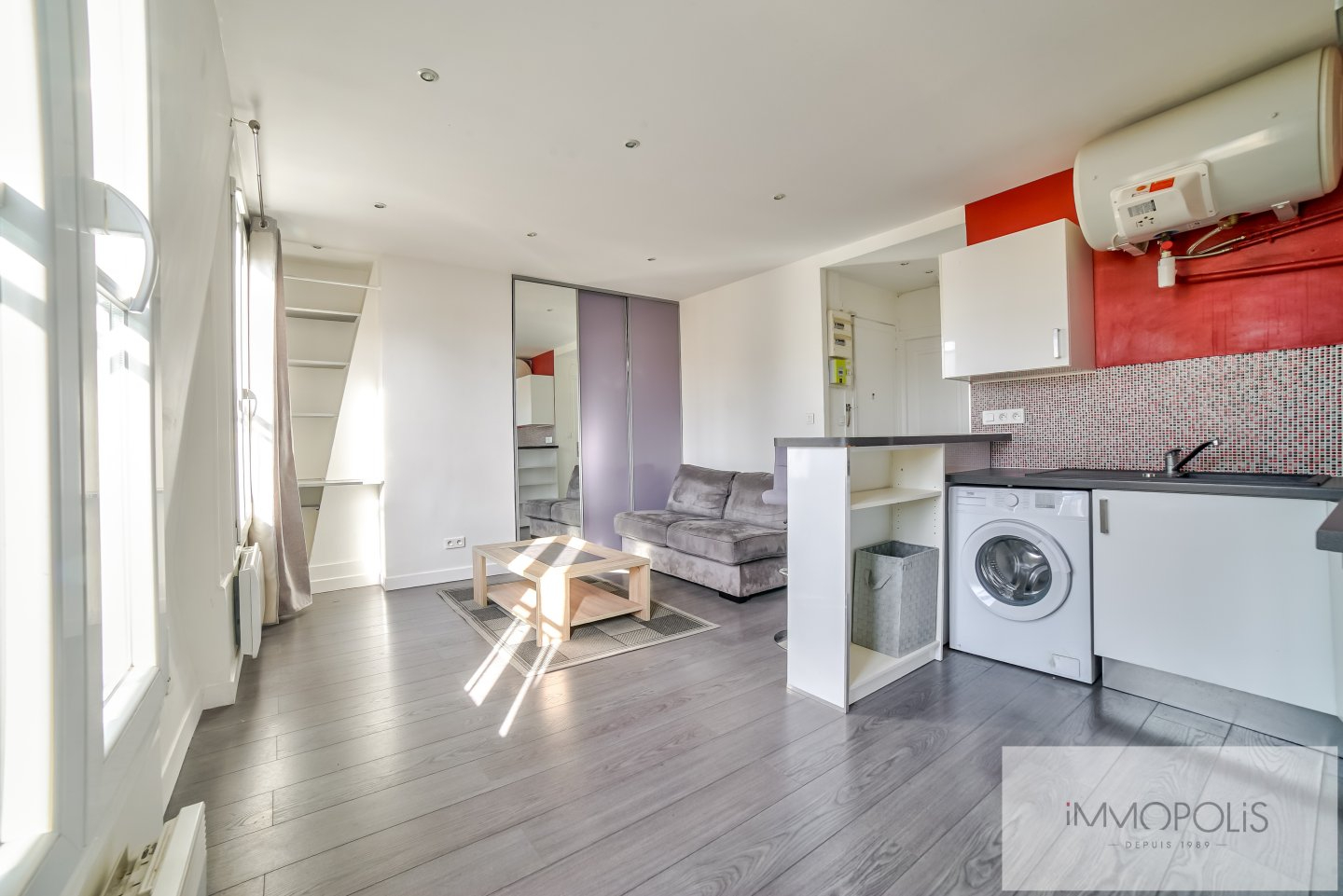 Photo Studio plein de charme au dernier étage ? Paris 18e, Rue du Poteau image 3/6