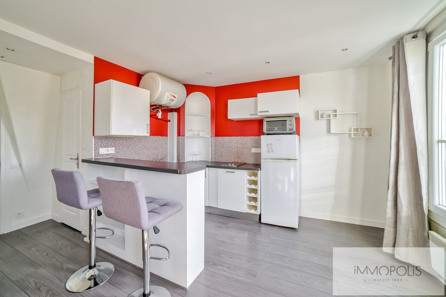 Photo Studio plein de charme au dernier étage ? Paris 18e, Rue du Poteau image 6/6