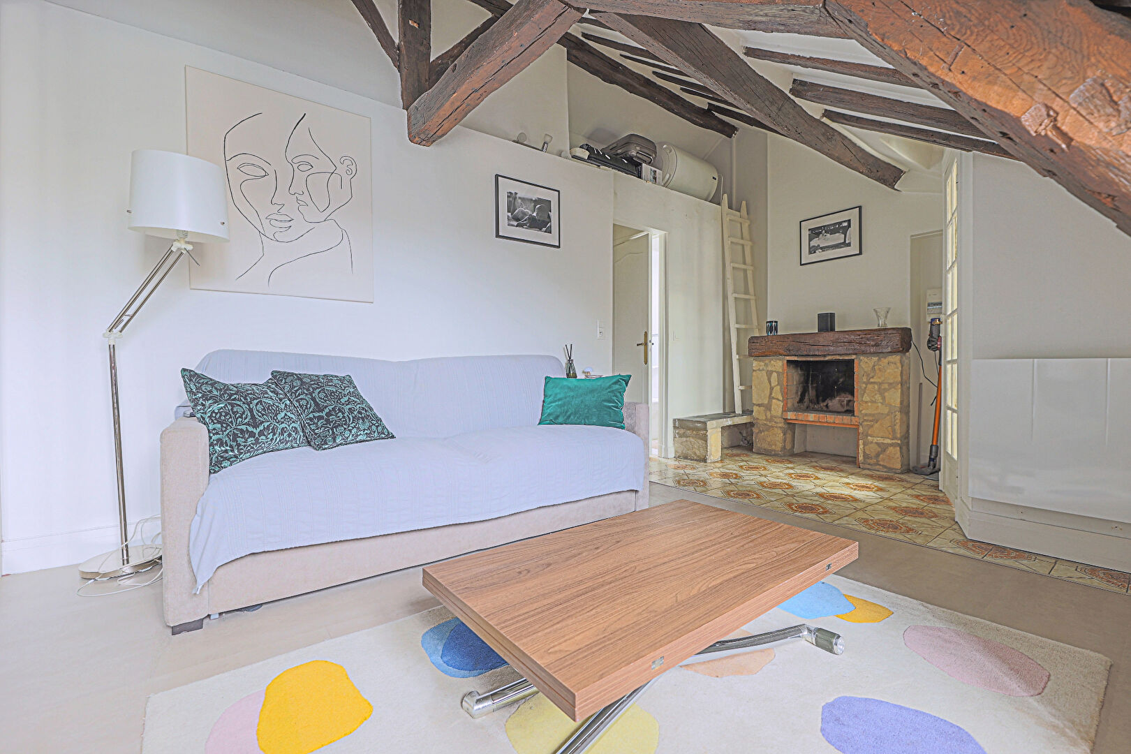 Photo Rare opportunité au coeur du Marais : Studio en dernier étage avec vue imprenable - excellent DPE D ! À découvrir sans tarder ! image 5/6