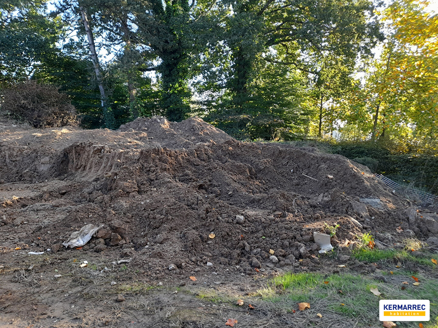 Photo A VENDRE -Terrain constructible à CHATEAUBOURG - 616 m² -  162 000  HAI image 3/3