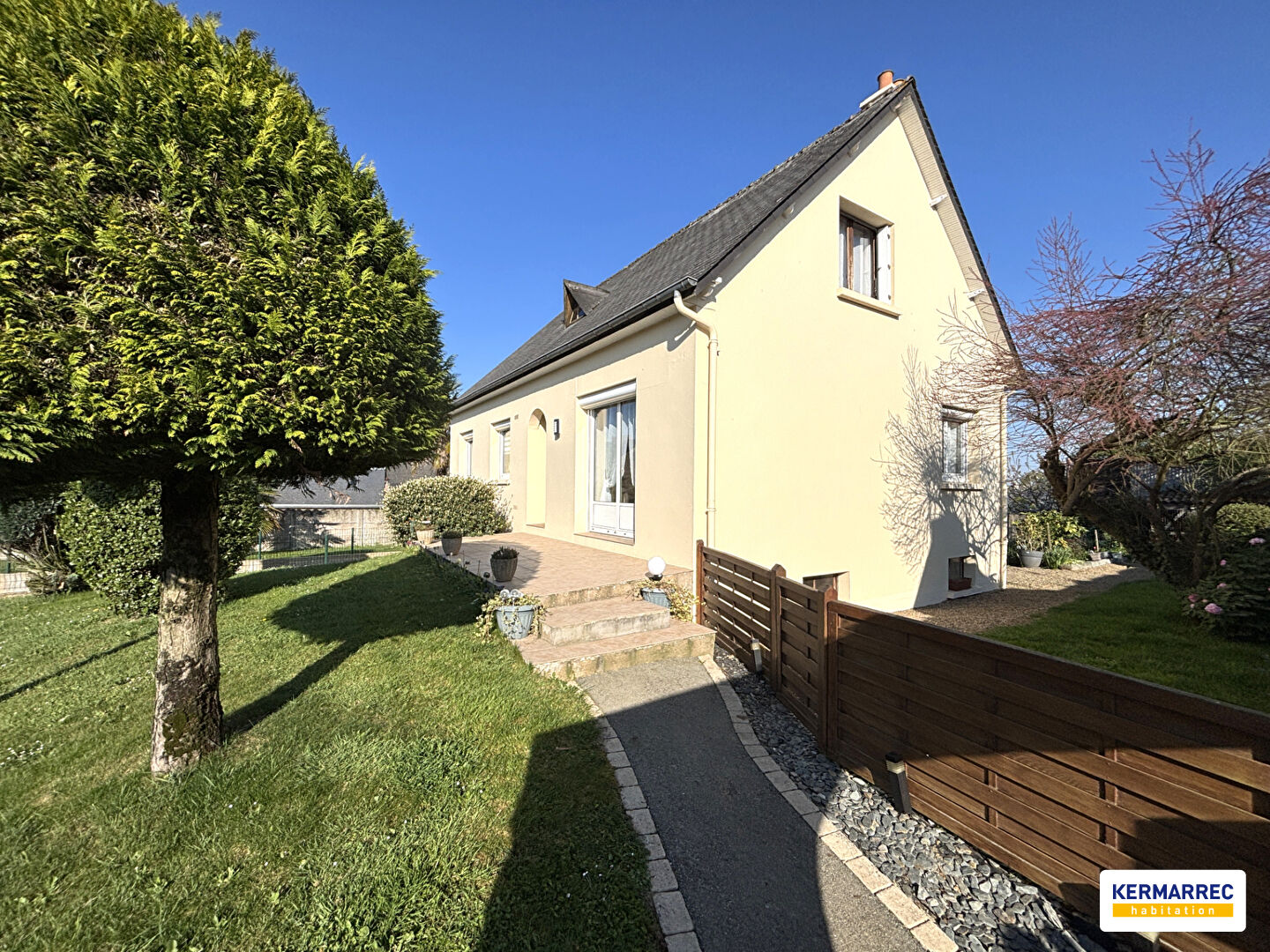 A VENDRE Maison 6 pièces à Louvigné de Bais 110 m² - 198 900 HAI