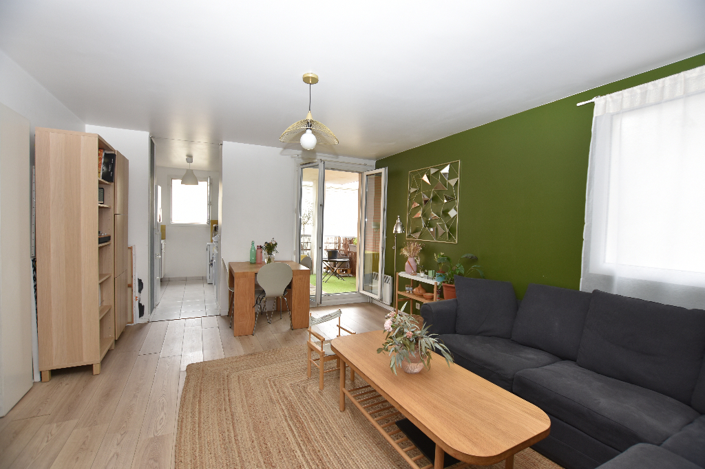 Vente Appartement de 3 pièces 59 m² - SAINT OUEN SUR SEINE 93400 | LBI - AR photo1