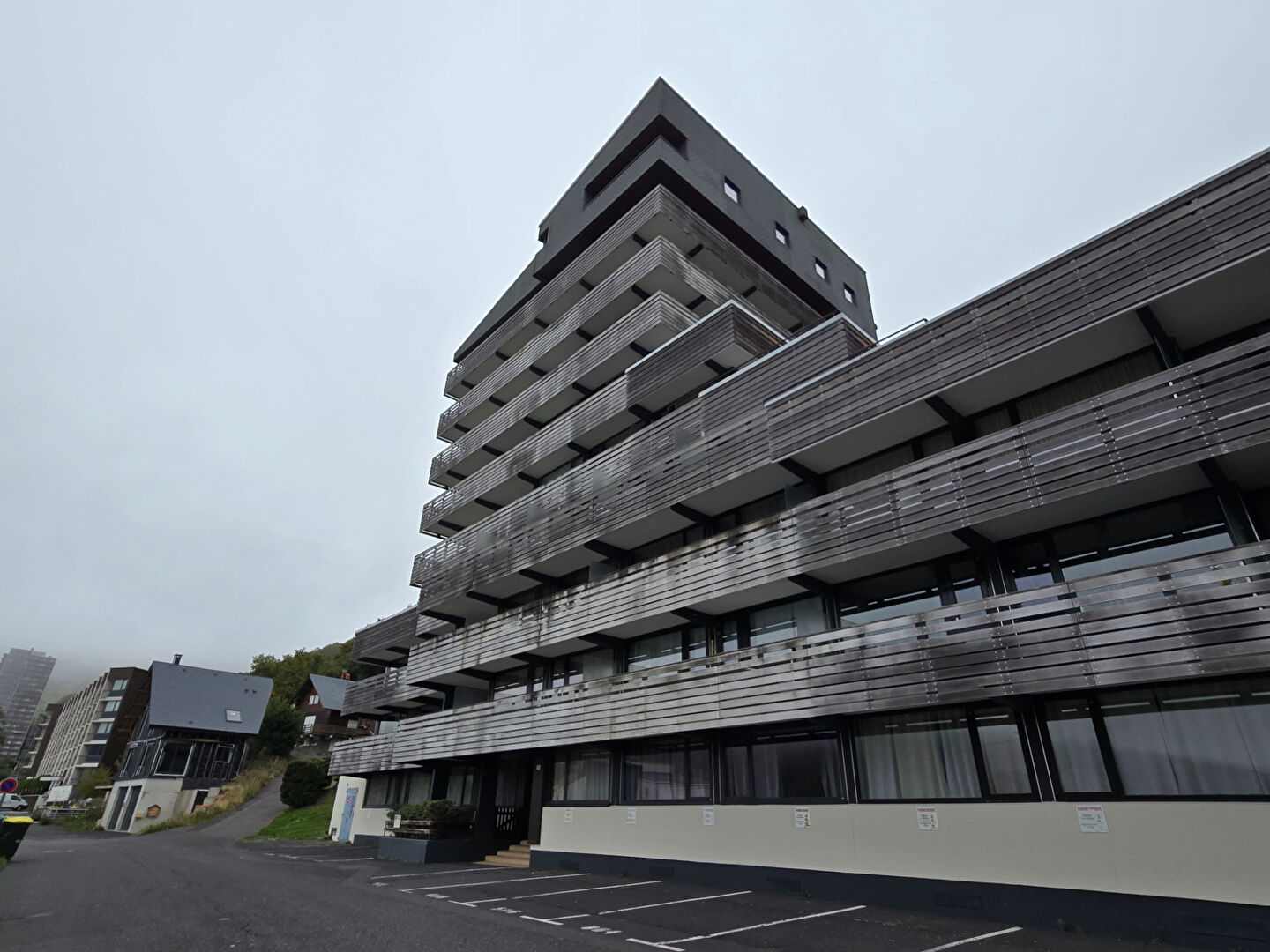 Photo À vendre : Appartement 1 pièce à Besse-et-Saint-Anastaise - Opportunité à saisir ! image 2/6