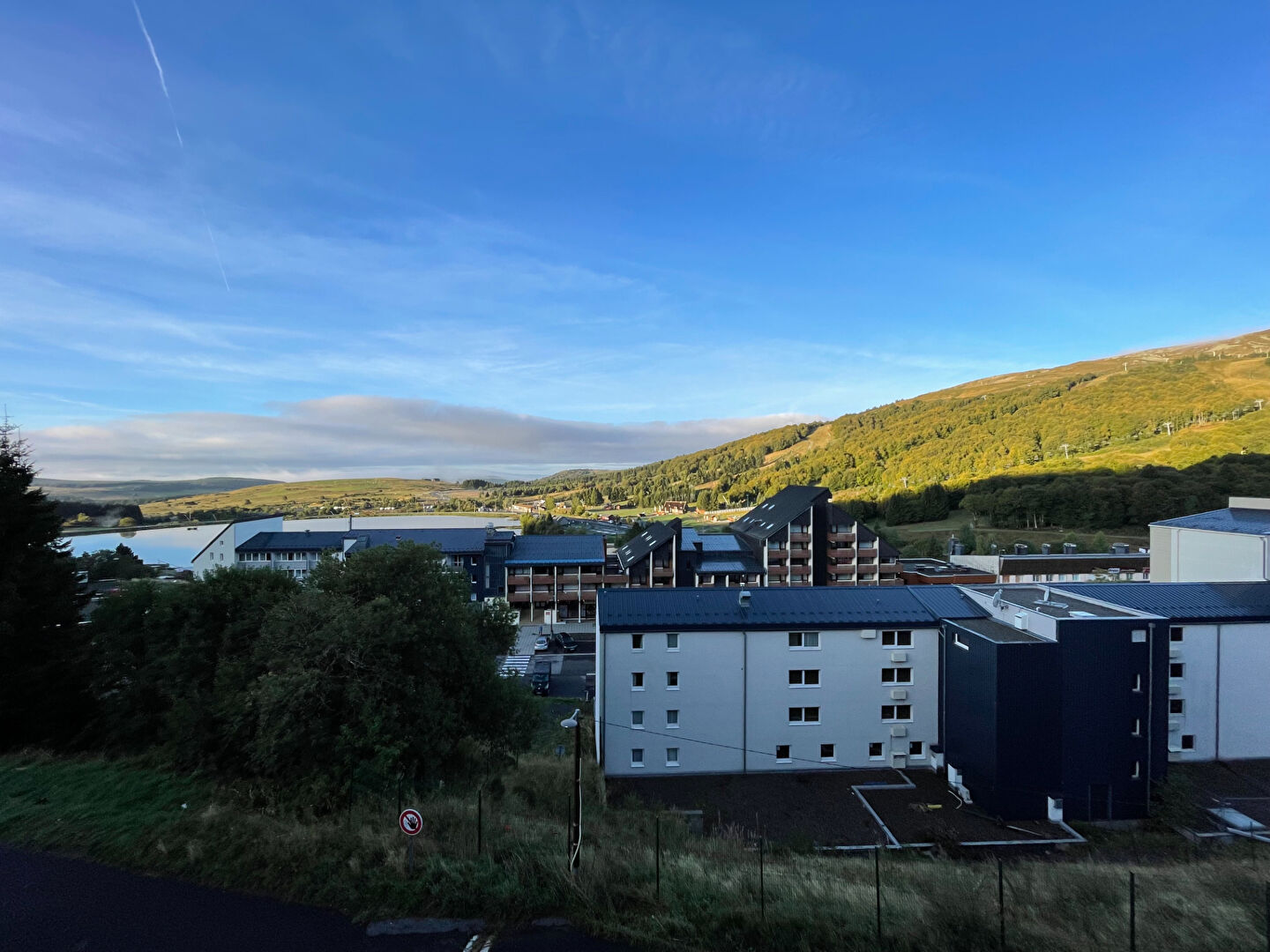 Photo À vendre : Appartement 1 pièce à Besse-et-Saint-Anastaise - Opportunité à saisir ! image 6/6