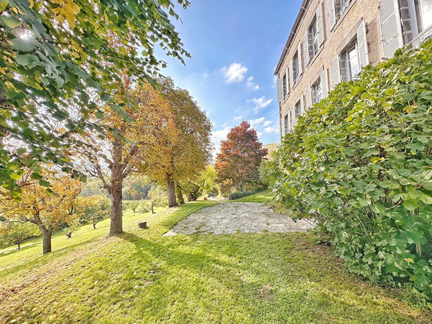 Agence immobilière de 
 ERA Montferrand Immobilier - ERA LAFAYETTE IMMOBILIER 
