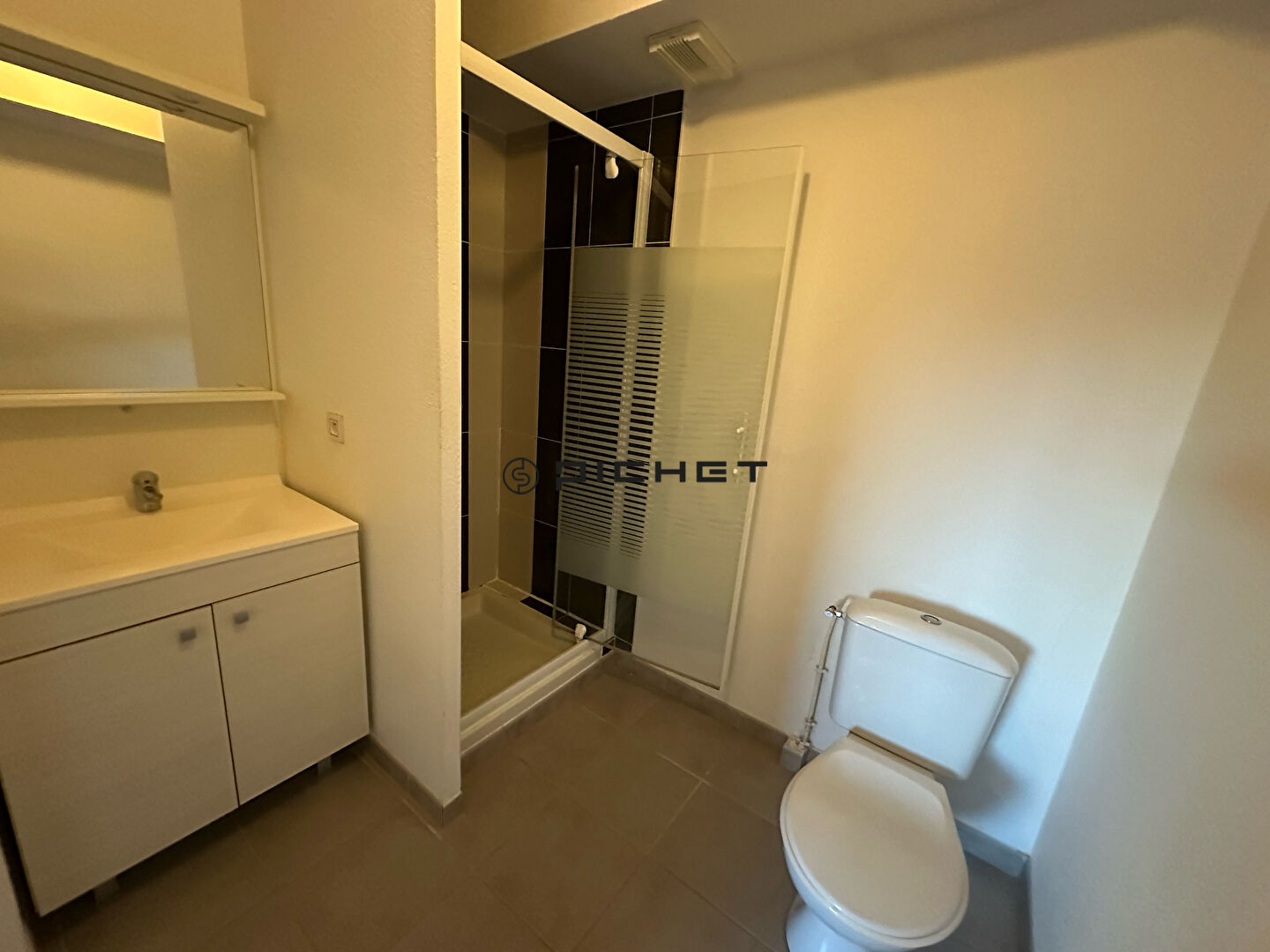 Photo VILLENAVE D'ORNON T2  AVEC PARKING image 4/6