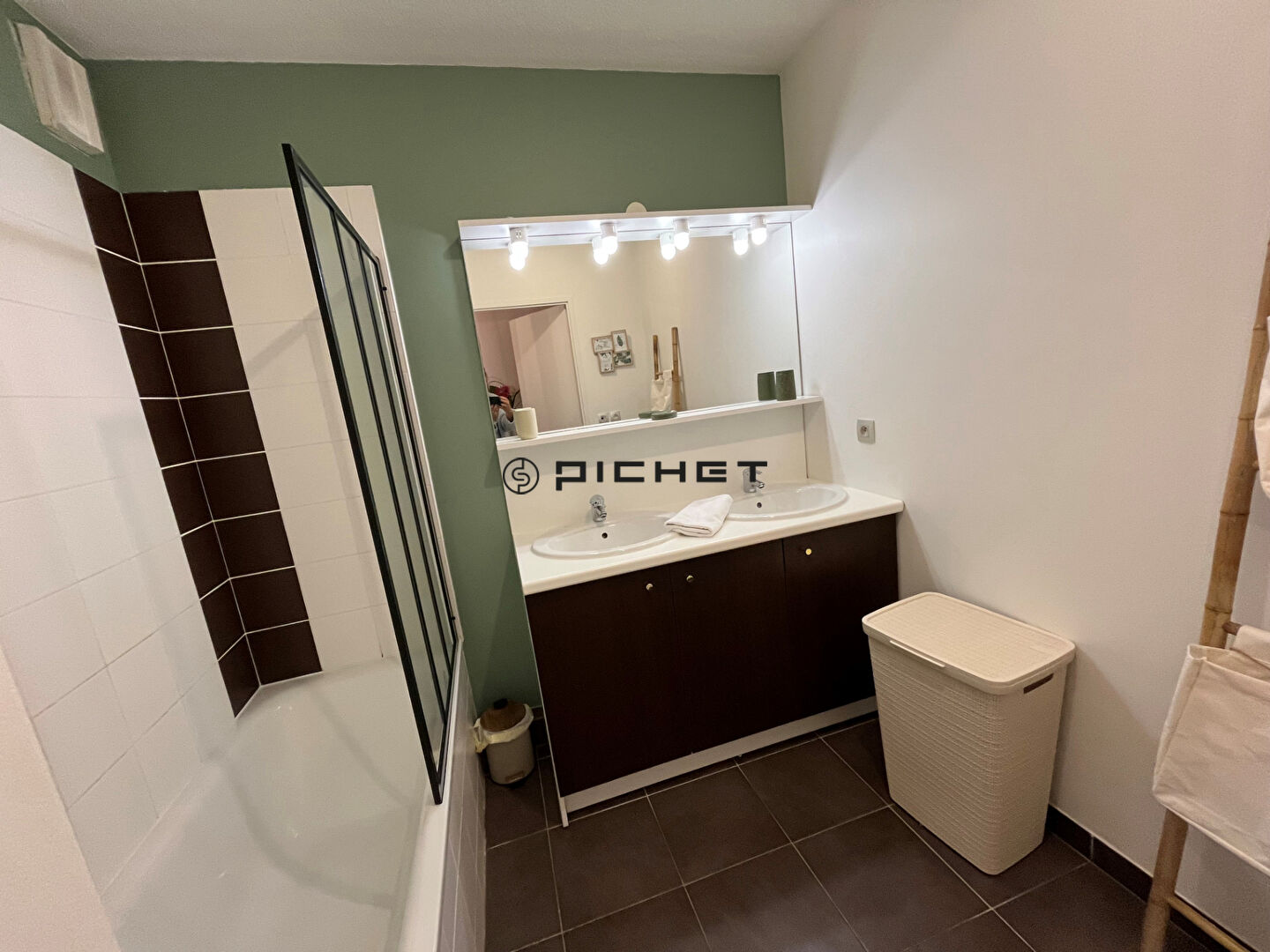 Photo GUJAN MESTRAS image 6/6