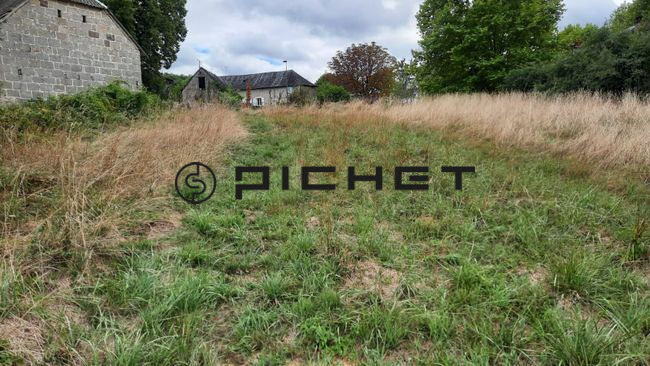 Photo Terrain Ussac 2173 m2 image 3/4