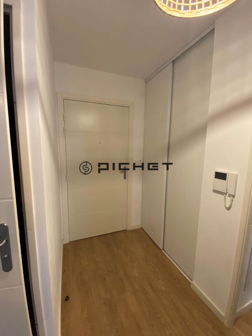 Agence immobilière de PICHET Paris 8