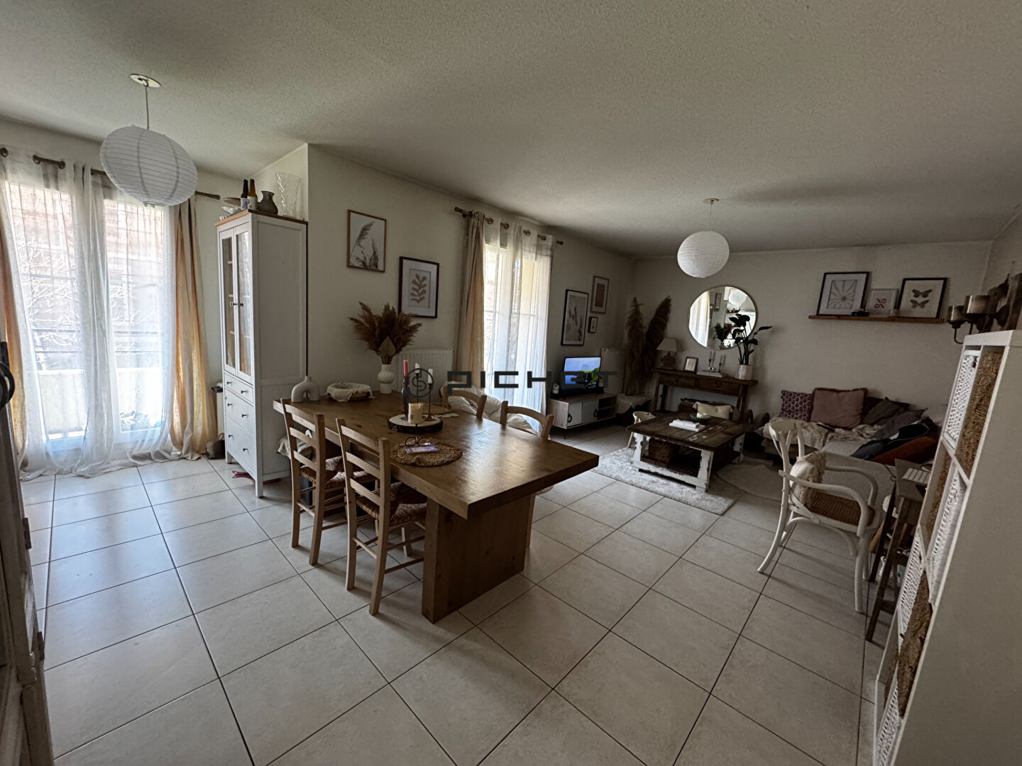 Appartement de type 3 avec 2 places de parking couvertes