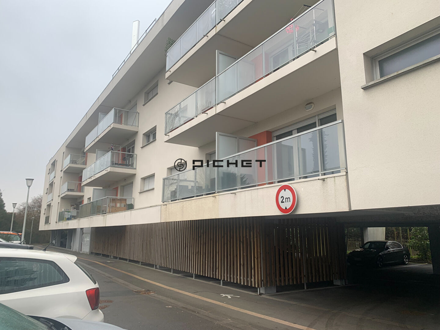 Agence immobilière de PICHET Paris 8