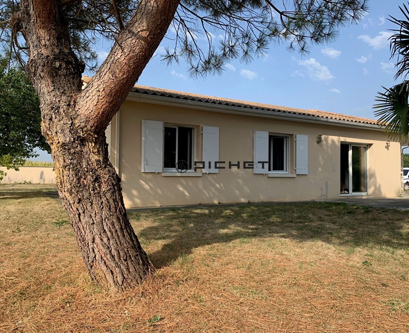 Photo Maison Bouex 4 pièce(s) 115 m2 image 1/6