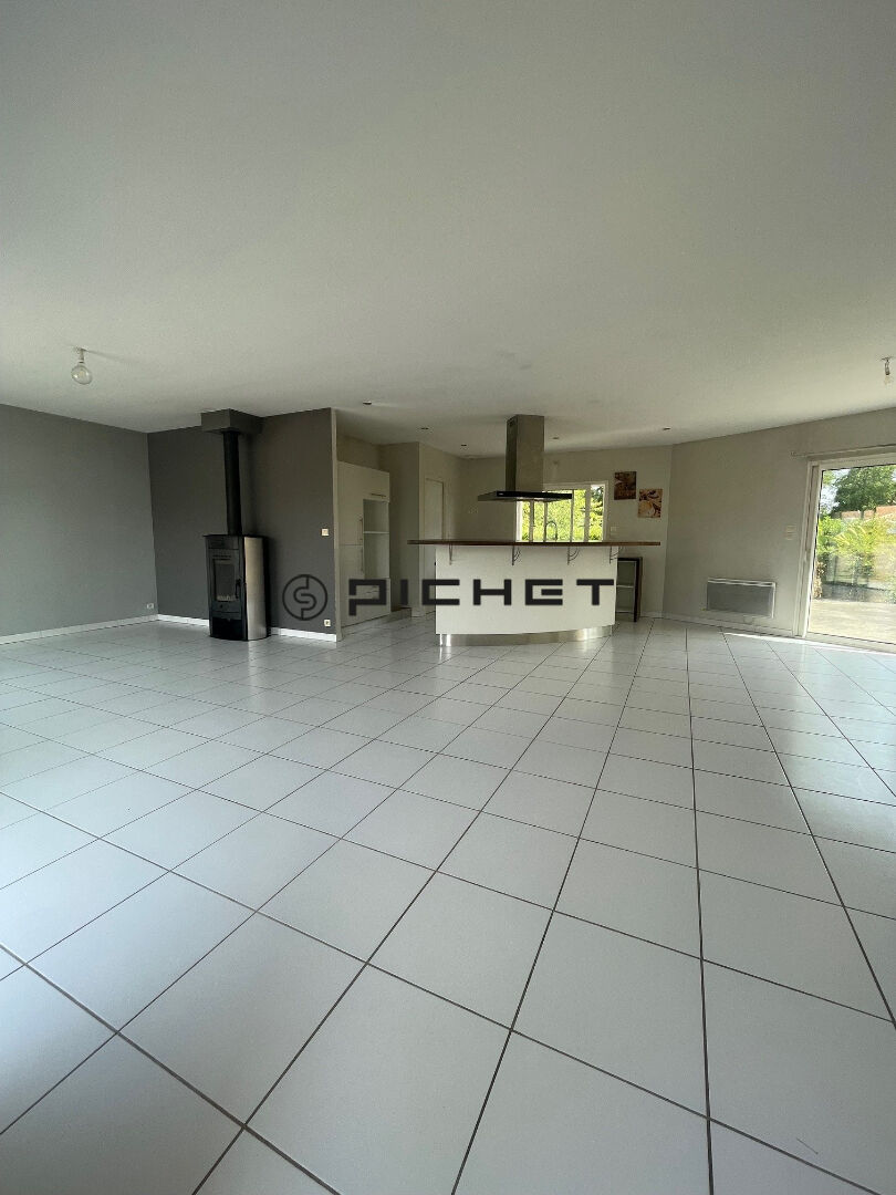 Photo Maison Bouex 4 pièce(s) 115 m2 image 4/6