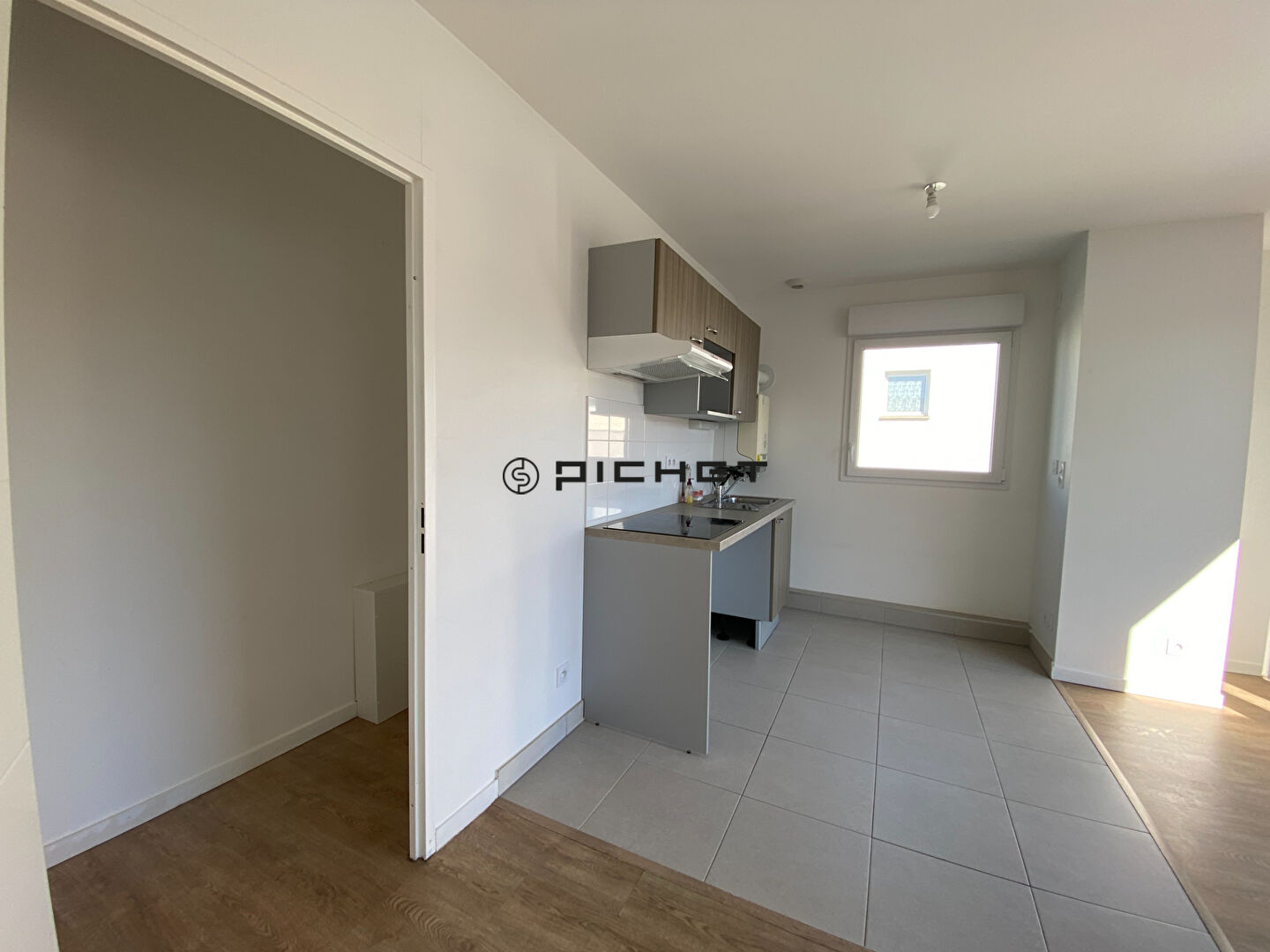 Photo Appartement 3 pièces - Bruyères le Chatel image 5/6