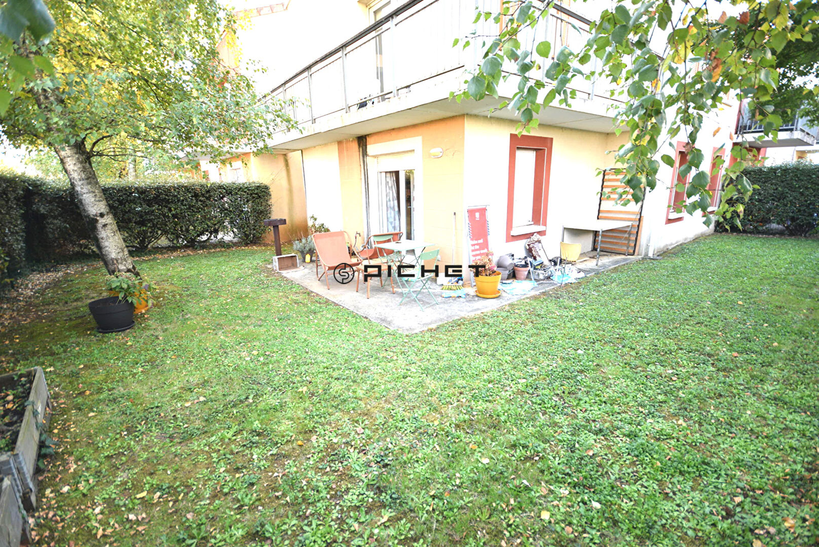 Appartement T3 avec jardin et deux parkings