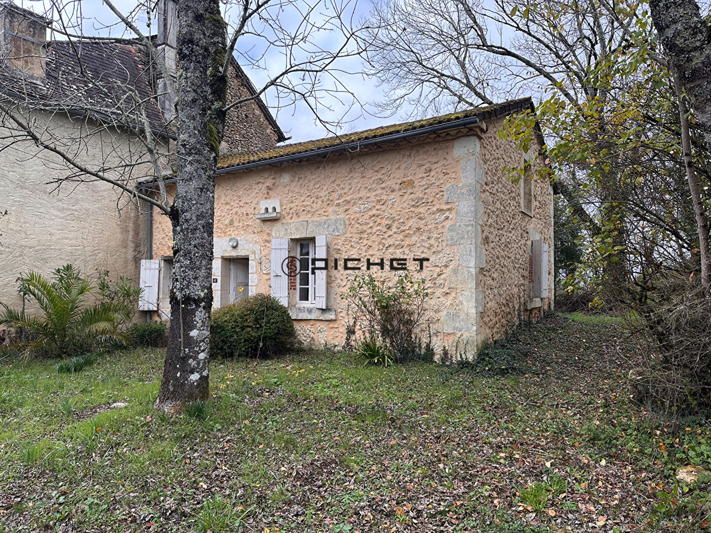 Photo Maison en pierre à rénover image 1/6