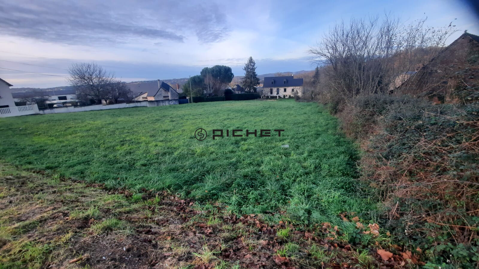 Photo Terrain Brive La Gaillarde 1136 m2 image 2/2