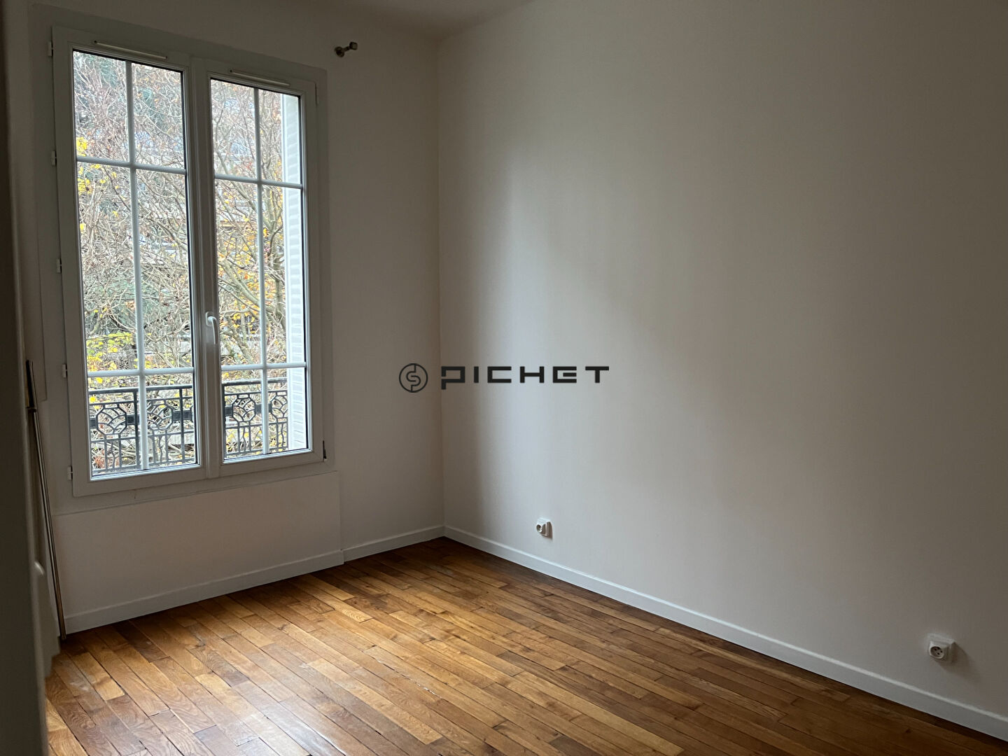 Agence immobilière de PICHET Paris 8